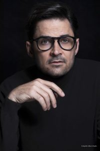 Jean-Paul-Leroux-Headshot-Galeria-02-Credito-Foto_Alfonso-Zapata