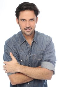 Jean-Paul-Leroux-Headshot-Galeria-24-Foto-Sin-Credito