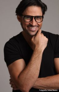Jean-Paul-Leroux-Headshot-Galeria-25-Credito-Foto-Anibal-Mestre